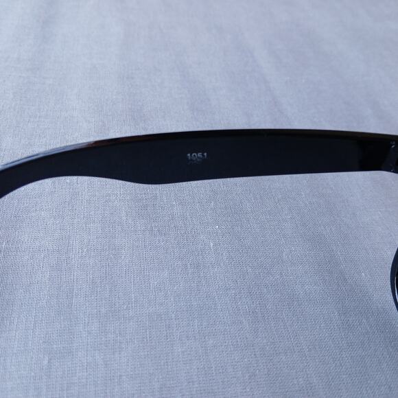 Classic Black Sunglasses OSFM adult sized simple unisex retro 80s 90s Y2K - Picture 11 of 15